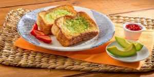3 Manfaat Sarapan Roti Isi Alpukat Bagi Tubuh Menurut Ahli